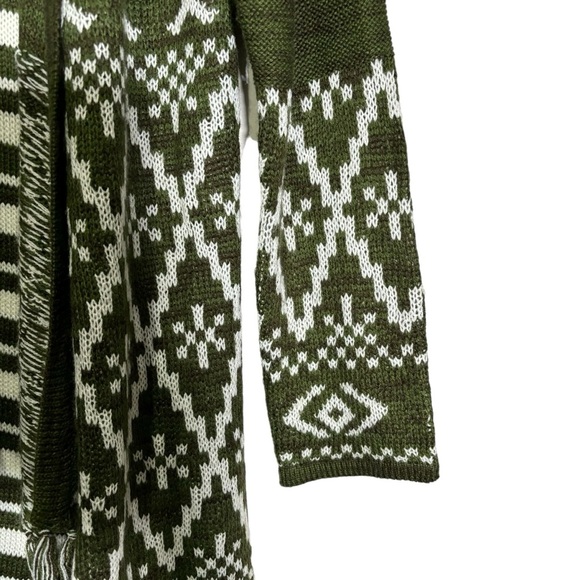 Faded Glory Cardigan Open Front Fringe Boho Aztec Women’s Medium 8-10 - Picture 6 of 12
